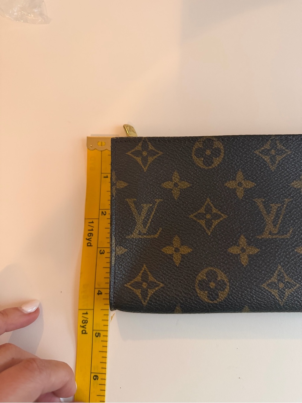 Authentic Louis Vuitton Brown Monogram Crossbody Clutch/Pouch - Picture 13 of 15